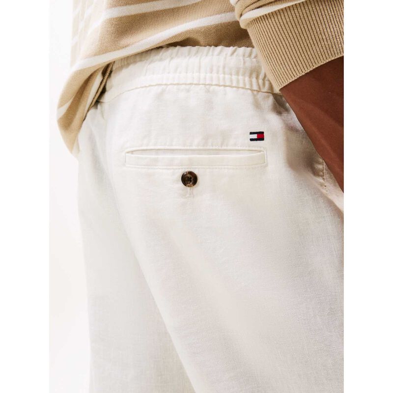 Tommy Hilfiger Harlem Relaxed Tapered Leg Chinos image number 2